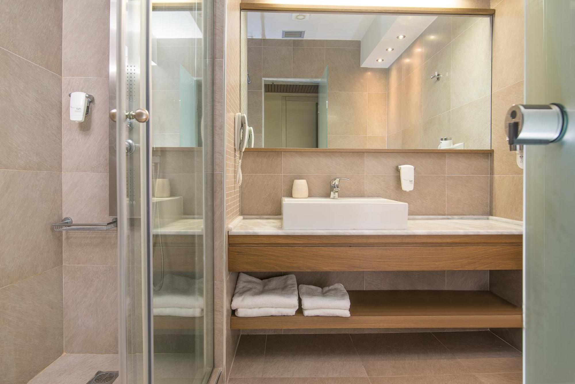 Cosmopolitan Hotel & Spa Paralia Katerinis Bagian luar foto