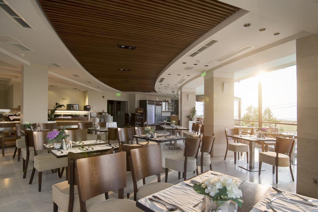 Cosmopolitan Hotel & Spa Paralia Katerinis Bagian luar foto