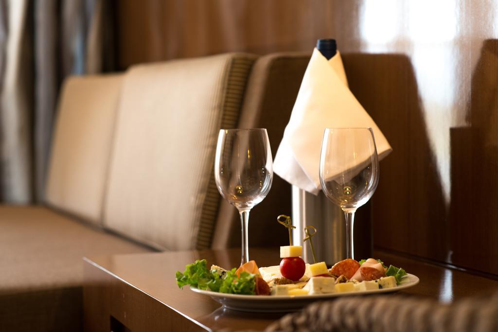 Cosmopolitan Hotel & Spa Paralia Katerinis Bagian luar foto