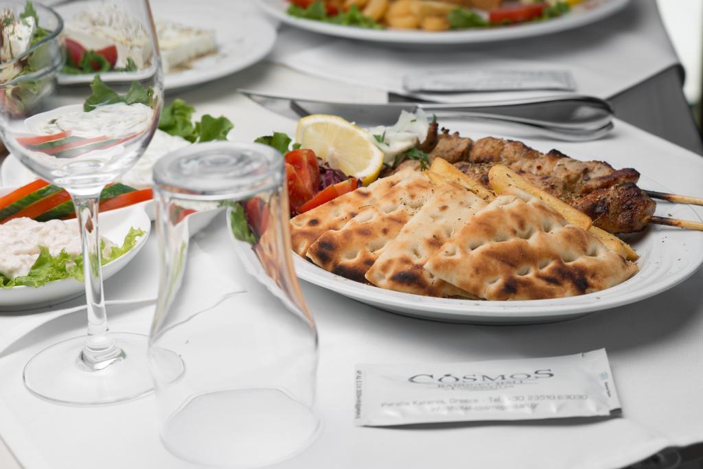 Cosmopolitan Hotel & Spa Paralia Katerinis Bagian luar foto