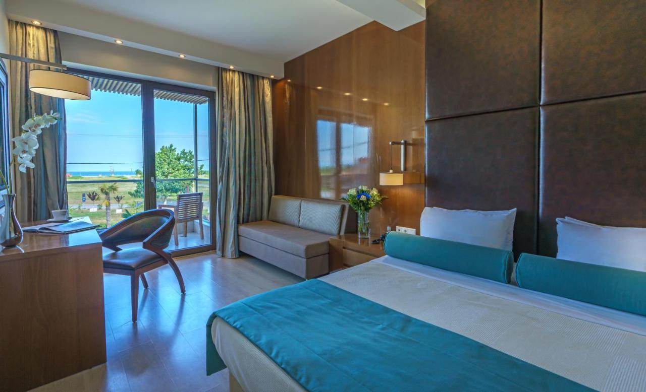 Cosmopolitan Hotel & Spa Paralia Katerinis Bagian luar foto