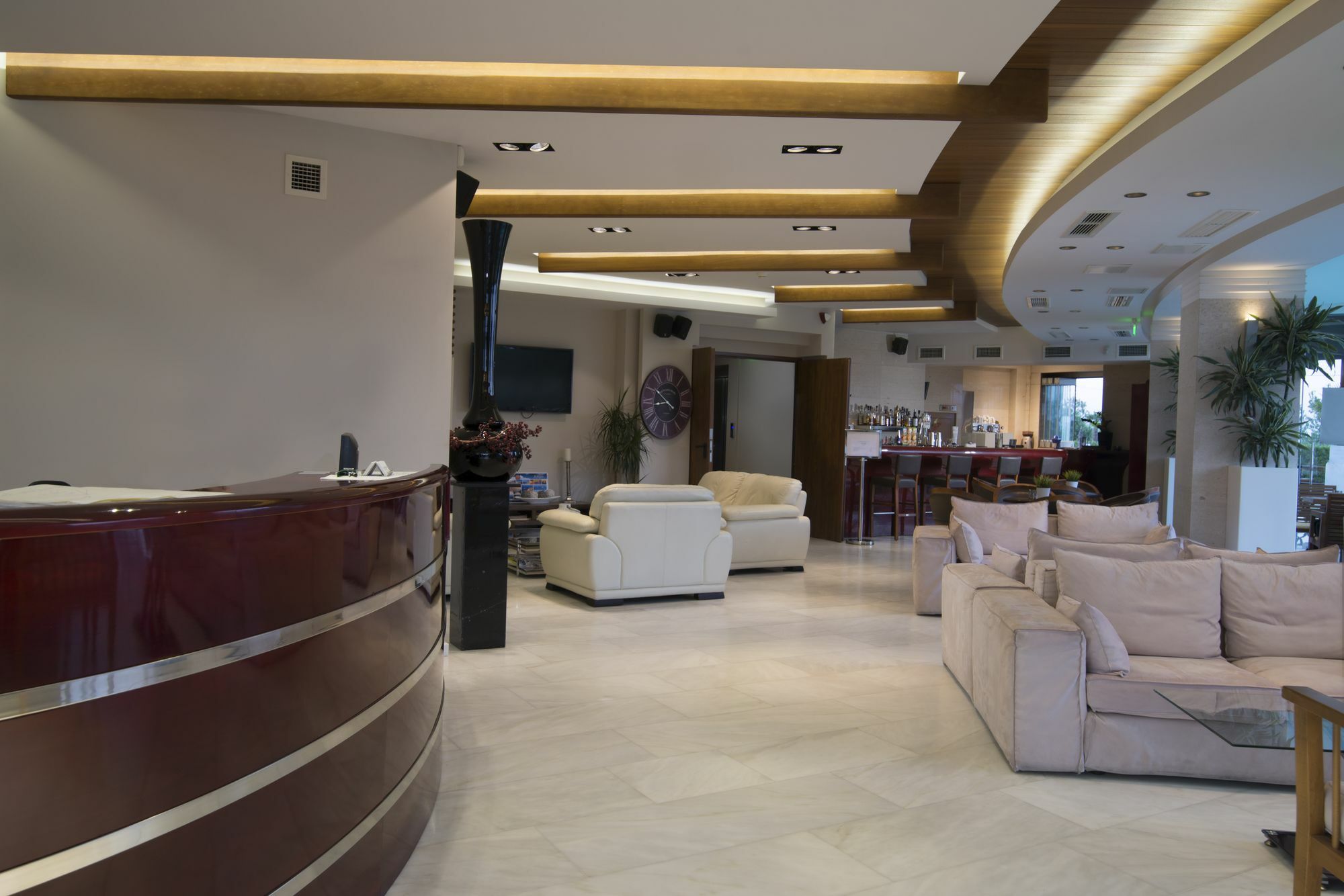 Cosmopolitan Hotel & Spa Paralia Katerinis Bagian luar foto