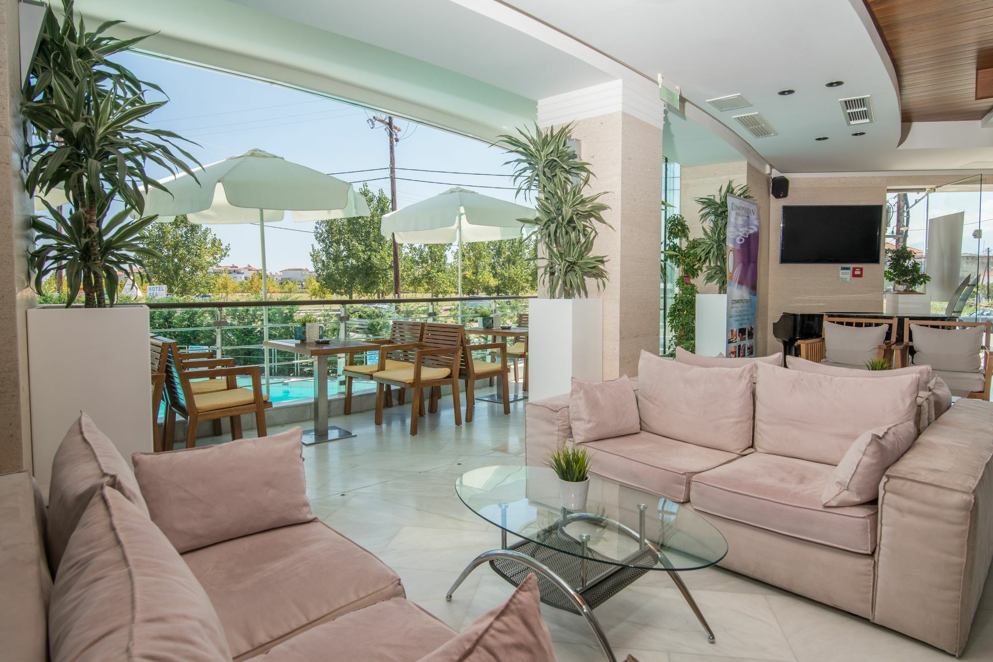 Cosmopolitan Hotel & Spa Paralia Katerinis Bagian luar foto